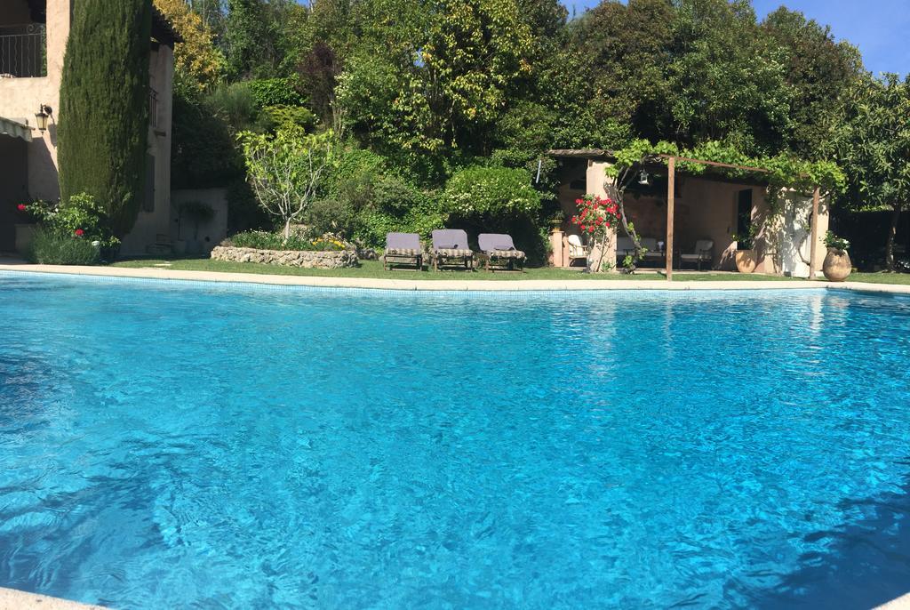 Superb Villa With Private Pool แซงต์-ปอล-เดอ-วองส์ ภายนอก รูปภาพ